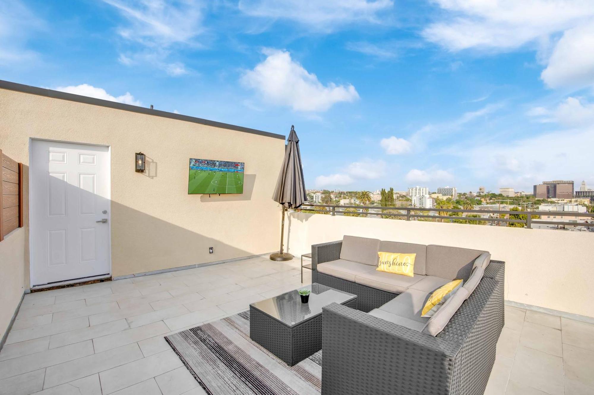 Spectacular Rooftop View House Hébergement de vacances *